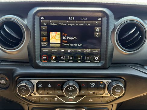 Used 2023 Jeep Wrangler Unlimited w/ Sun & Screen Package AWD/4WD image 21