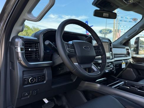 New 2026 Ford F350 Lariat w/ Black Appearance Package image 33