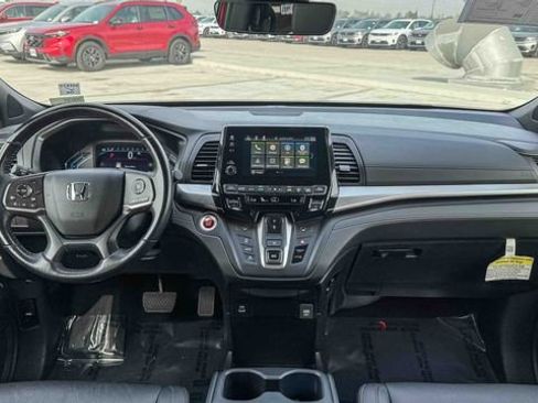 Used 2024 Honda Odyssey Sport image 14