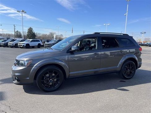 Used 2018 Dodge Journey GT w/ Driver Convenience Group image 3