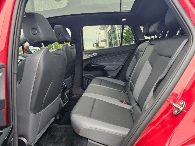 Used 2023 Volkswagen ID.4 S RWD image 19