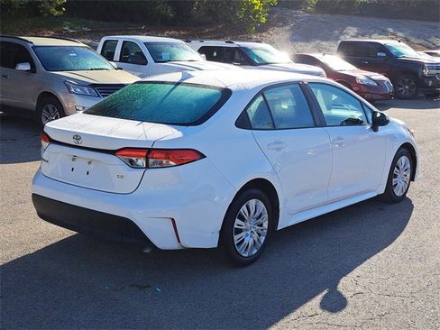 Used 2024 Toyota Corolla LE image 5