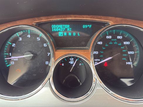 Used 2012 Buick Enclave Premium w/ Trailering Provision Package AWD/4WD image 11