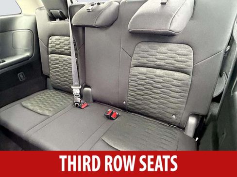 Used 2025 Nissan Pathfinder SV AWD/4WD image 11