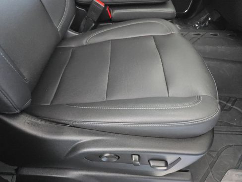 Used 2024 Chevrolet Silverado 2500 LTZ image 26