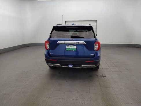 Used 2020 Ford Explorer XLT w/ Equipment Group 202A AWD/4WD image 7