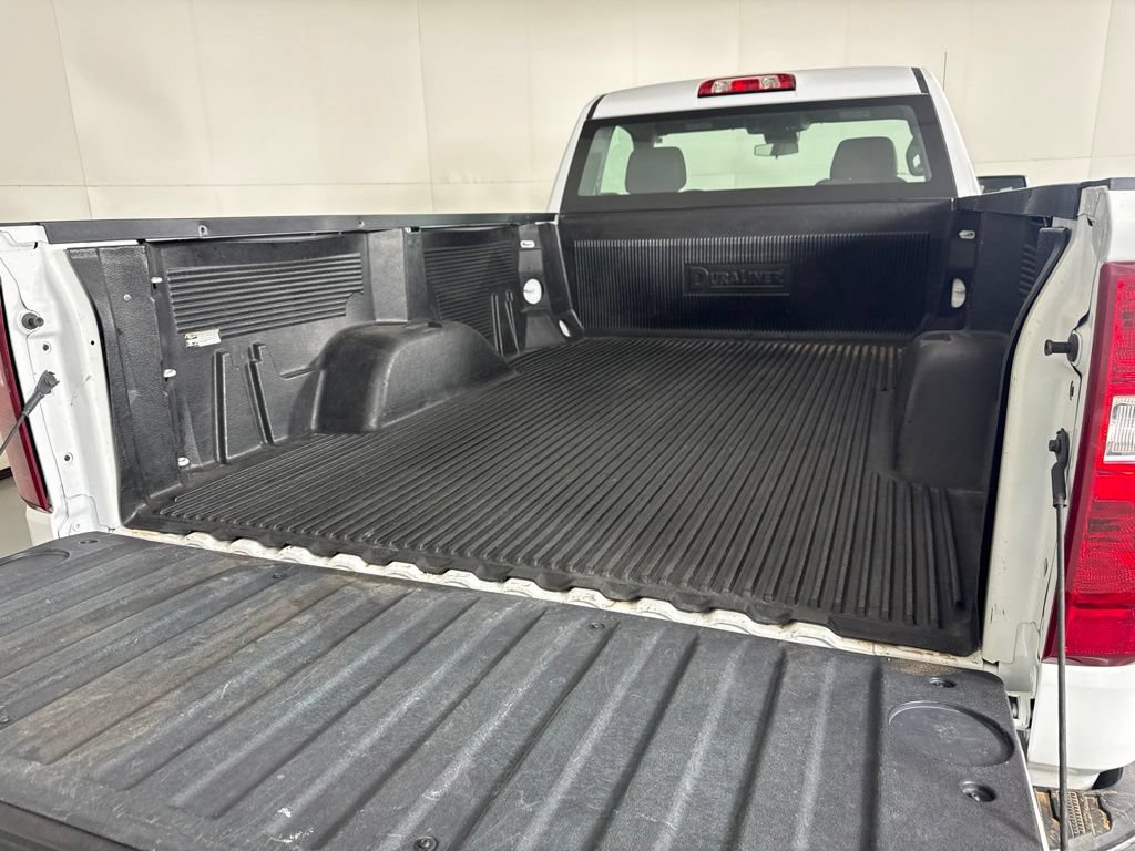 Used 2025 Chevrolet Silverado 1500 W/T RWD image 17
