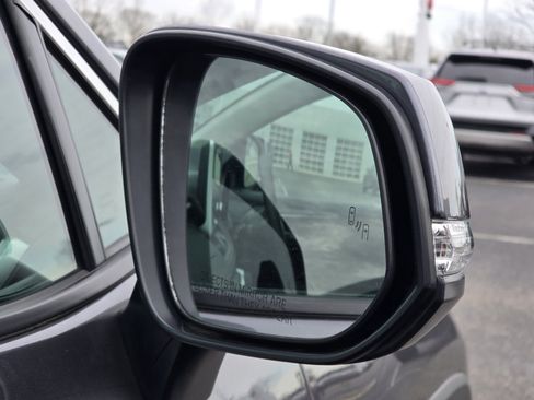 Used 2023 Toyota RAV4 XLE image 23