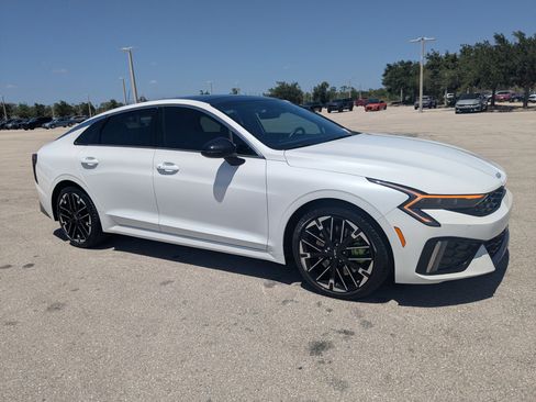 Certified 2025 Kia K5 GT image 2