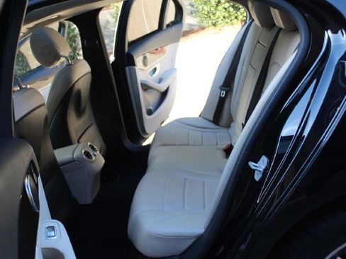 Used 2016 Mercedes-Benz C 300 4MATIC Sedan image 9