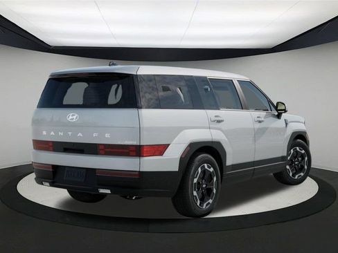 New 2026 Hyundai Santa Fe SE image 5