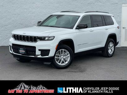 New 2025 Jeep Grand Cherokee L Laredo w/ Luxury Tech Group I