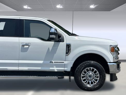 Used 2022 Ford F250 Lariat w/ Chrome Package AWD/4WD image 33