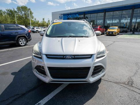 Used 2016 Ford Escape Titanium w/ Equipment Group 301A AWD/4WD image 2