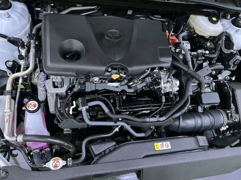 Used 2025 Toyota Camry LE FWD image 18