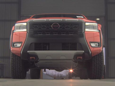 Certified 2025 Nissan Frontier PRO-4X w/ Pro Premium Package image 4