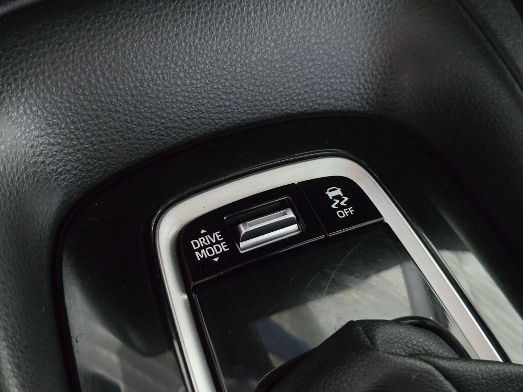 Used 2024 Toyota Corolla XSE FWD image 34