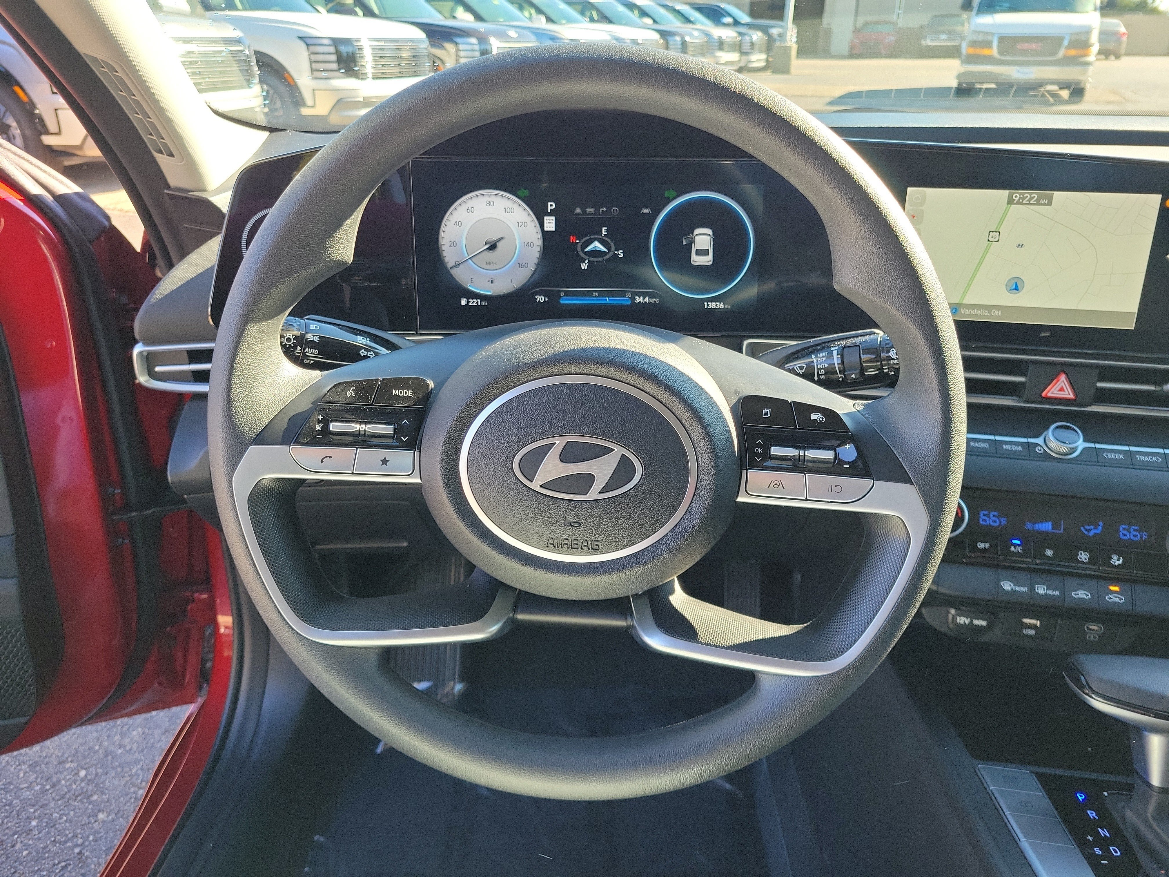 Used 2024 Hyundai Elantra SEL FWD image 22