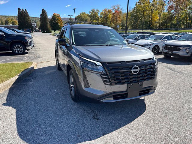 New 2026 Nissan Pathfinder SL AWD/4WD image 7