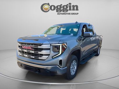 New 2025 GMC Sierra 1500 SLE w/ Preferred Package