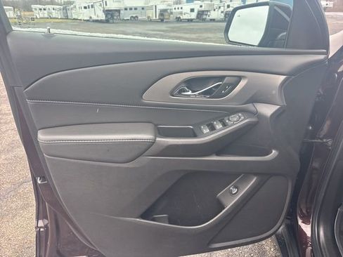 Used 2023 Chevrolet Traverse LT w/ LPO, Floor Liner Package image 9