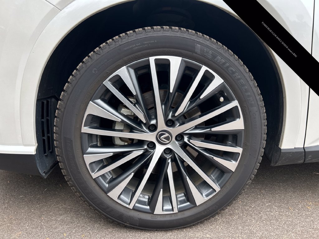 Used 2023 Lexus RX 350 Premium Plus w/ Cold Area Package FWD image 10