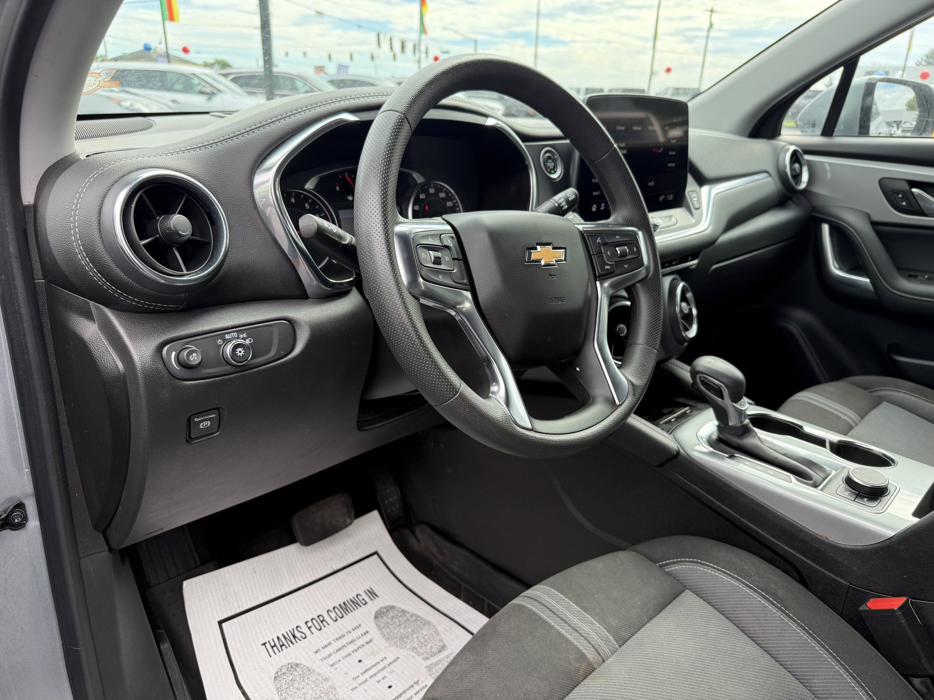 Used 2024 Chevrolet Blazer LT w/ Convenience Package FWD image 18