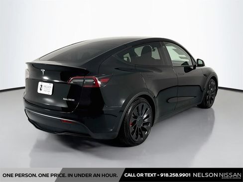 Used 2023 Tesla Model Y Performance AWD/4WD image 5