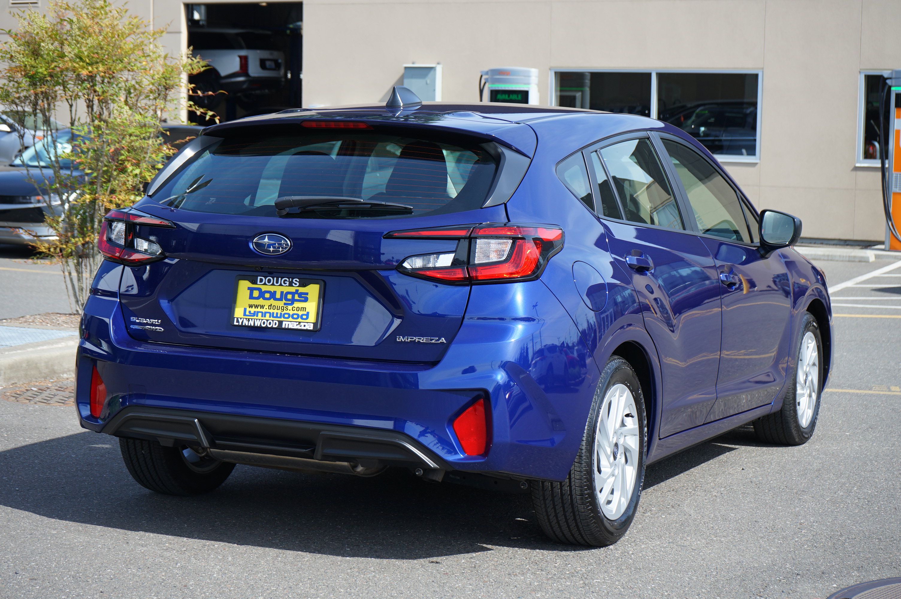 Used 2025 Subaru Impreza 2.0i AWD/4WD image 4