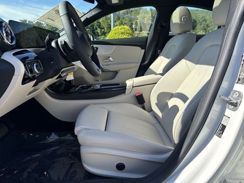 New 2026 Mercedes-Benz CLA 250 4MATIC image 16