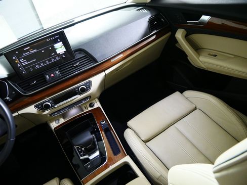 Used 2022 Audi Q5 2.0T Premium Plus AWD/4WD image 11