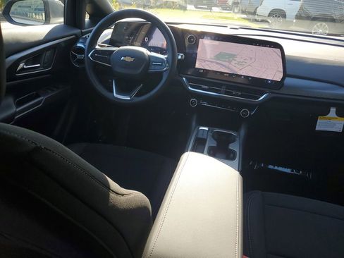 New 2026 Chevrolet Equinox EV LT image 10