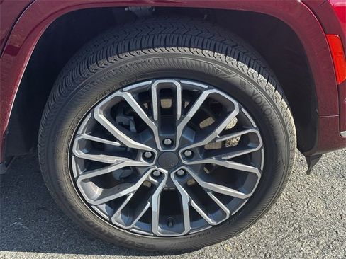 Certified 2023 Jeep Grand Cherokee L Summit image 9