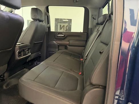 Used 2023 GMC Sierra 3500 SLT w/ SLT Premium Package AWD/4WD image 13