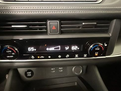 Used 2026 Nissan Rogue SV w/ Cold Weather Package AWD/4WD image 23