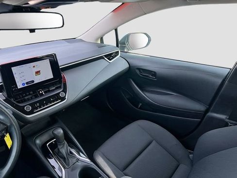 Used 2024 Toyota Corolla LE image 21