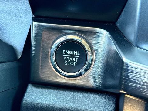 Used 2023 Ford F250 Lariat w/ Lariat Ultimate Package image 17