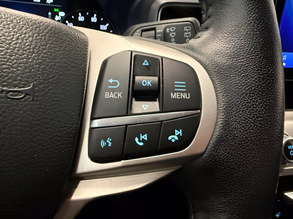 Used 2023 Ford Explorer XLT w/ Equipment Group 202A AWD/4WD image 22