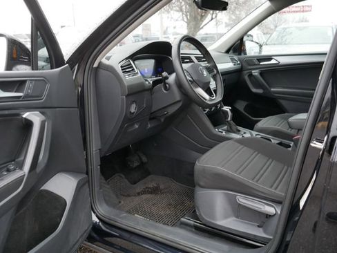 Used 2024 Volkswagen Tiguan S image 12