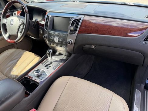 Used 2011 Hyundai Equus Signature RWD image 14