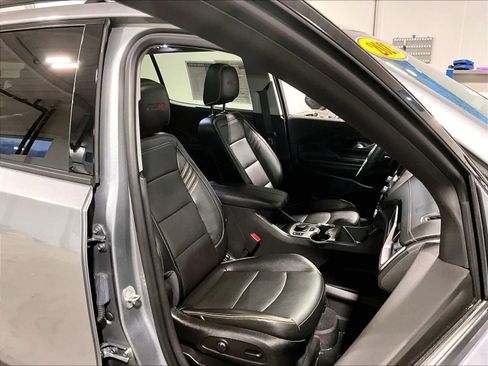 Used 2023 GMC Terrain AT4 w/ Infotainment Package II image 11