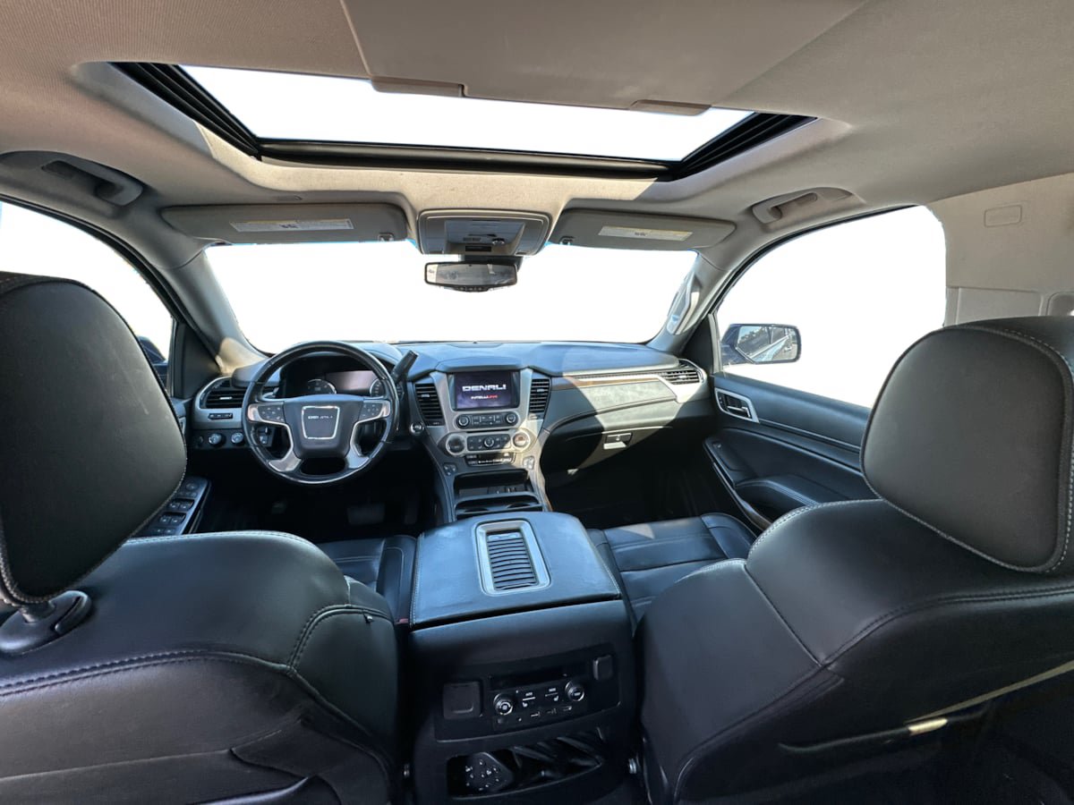 Used 2019 GMC Yukon Denali w/ Open Road Package AWD/4WD image 25