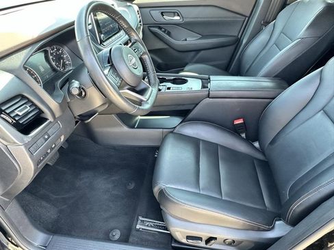 Used 2023 Nissan Rogue SL image 6