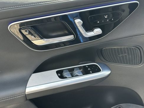 Certified 2025 Mercedes-Benz GLC 300 4MATIC w/ AMG Line image 19