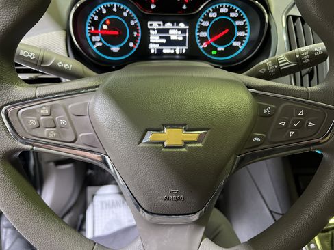 Certified 2018 Chevrolet Cruze LT w/ Convenience Package FWD image 22