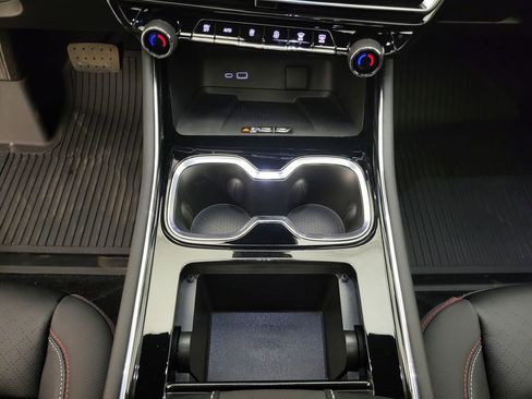 New 2026 Chevrolet Traverse RS w/ LPO, Floor Liner Package image 40