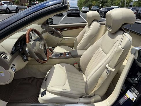 Used 2009 Mercedes-Benz SL 550 image 14