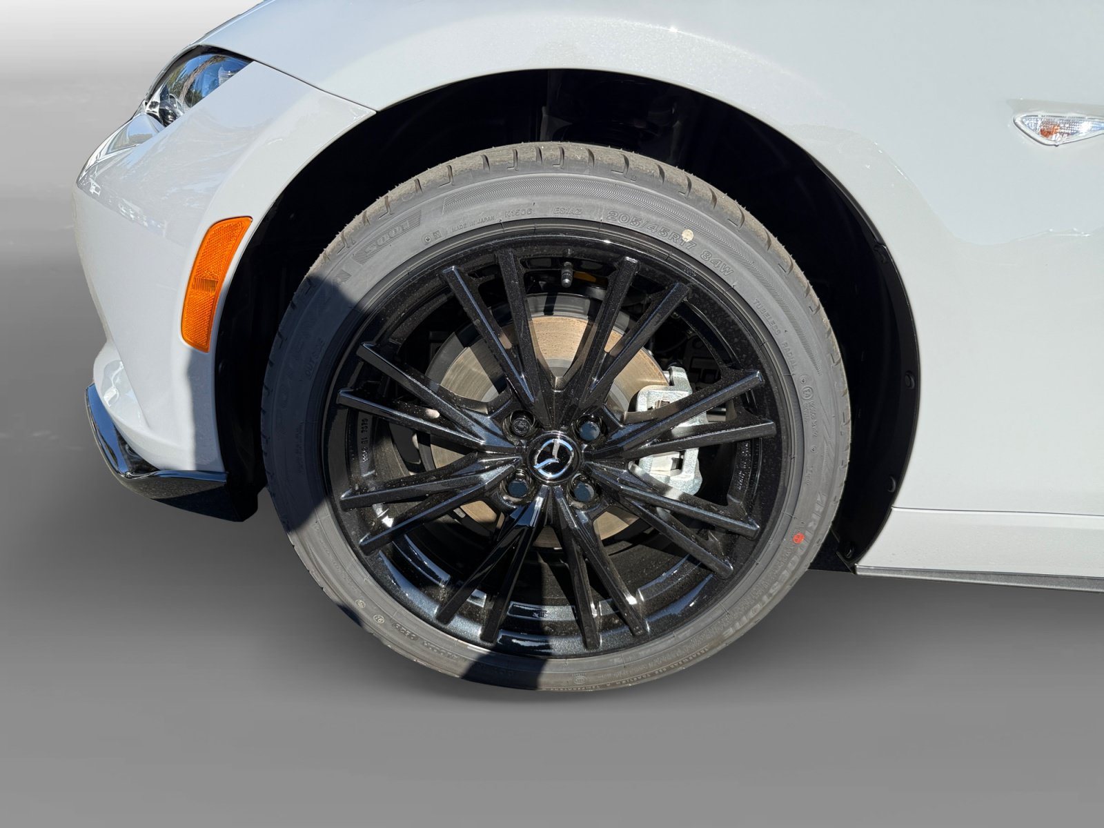 New 2026 MAZDA MX-5 Miata Club w/ Interior Package RWD image 9