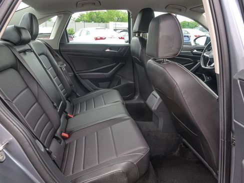 Used 2024 Volkswagen Jetta SE FWD image 14