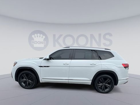 Used 2022 Volkswagen Atlas SEL R-Line image 2